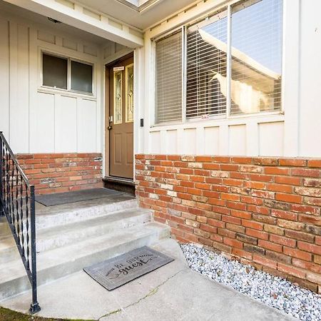 Vila 5 Beds, 2 Full Baths, W/Gazebo, W/Fenced Backyard Yuba City Exteriér fotografie